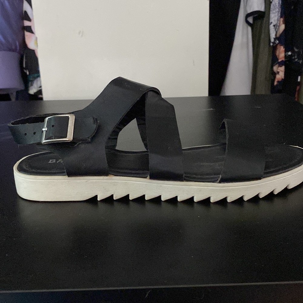 Cute Black & White Buckle Sandals - Picture 2 of 3